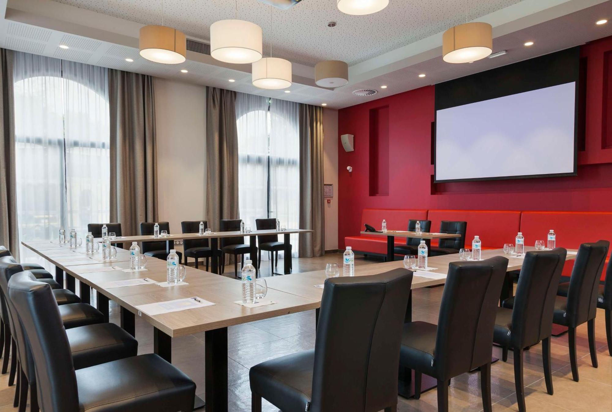 Brit Hotel Privilege Figeac Luaran gambar